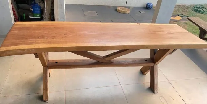 Mesa de madeira maciça 2 METROS