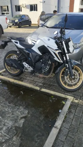 Yamaha FZ25 Connect 