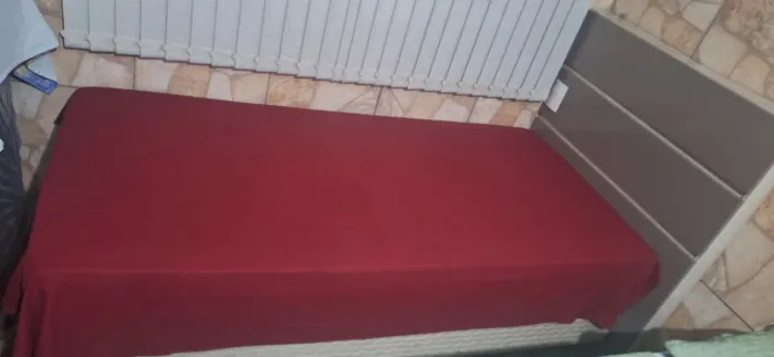 Cama Box Solteiro Completa (Colchão + Base Box + Cabeceira com Tomada) - Excelente Estado!