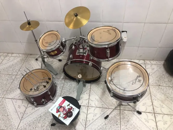 RETIRADA NO LOCAL - Bateria profissional infantil Michael Club