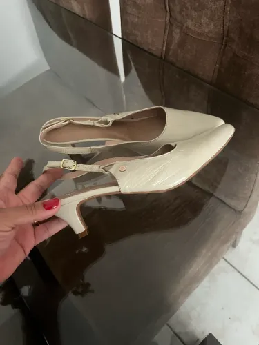 Scarpin 37 (forma pequena, calça 36)