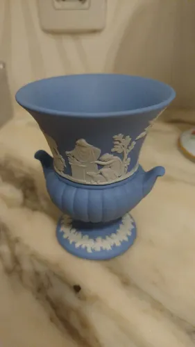 Vaso porcelana Wedgwood
