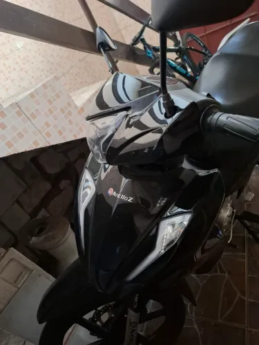 Avelloz apenas 2600Km conservada.