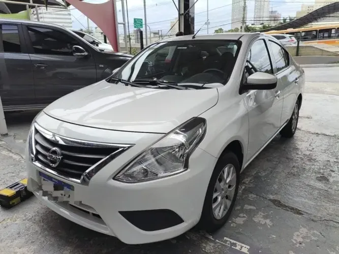 Nissan Versa S 1.0 12V Flexstart 4P Mec. 2017