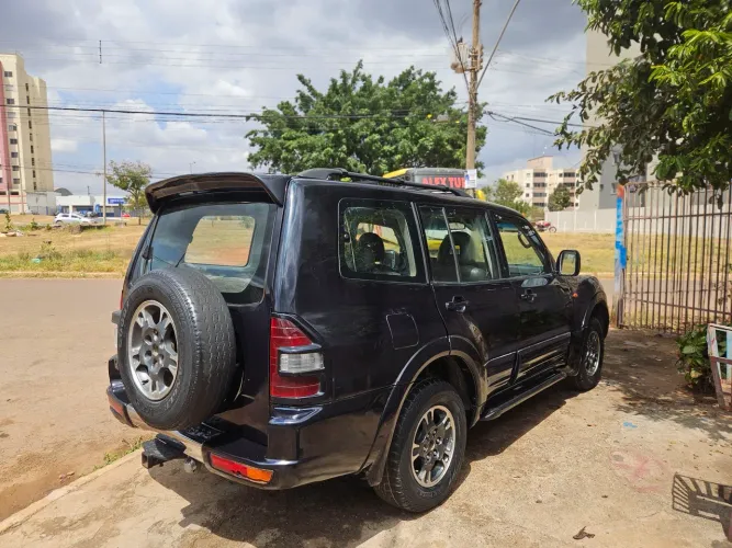 Mitsubishi Pajero GLS 2.8 Diesel Turbo Aut. 2001