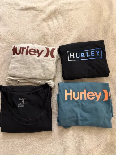 4 camisas Hurley por 120,00