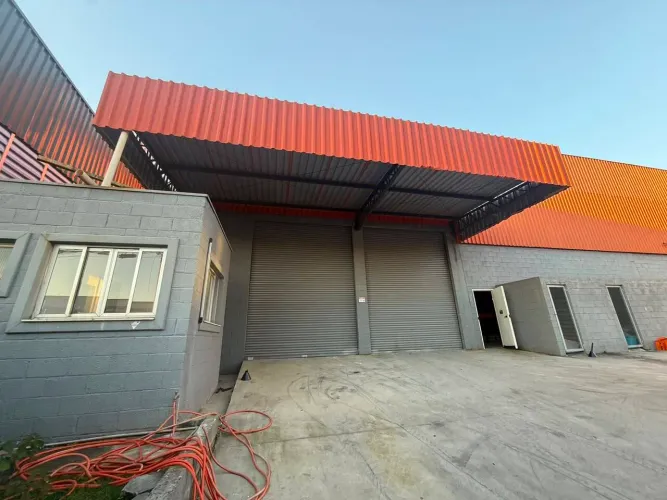 Locação Galpão Comercial Condominio Eldorado SJC.