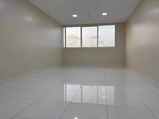 Sala Comercial no Shopping da Ilha  34m²