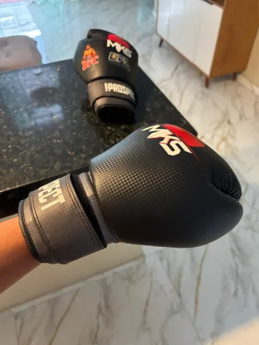 VENDO LUVAS DE BOXE DA MKS 14oz