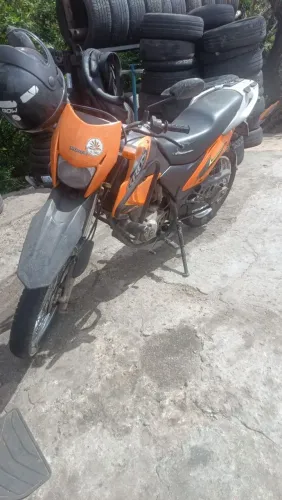 Quero vender essa Bros 
