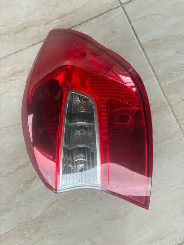 Lanterna Ford Ka hatch 