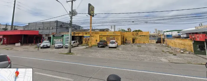 Grande terreno 900 m2 na av. Mal. Mascarenhas de Morais