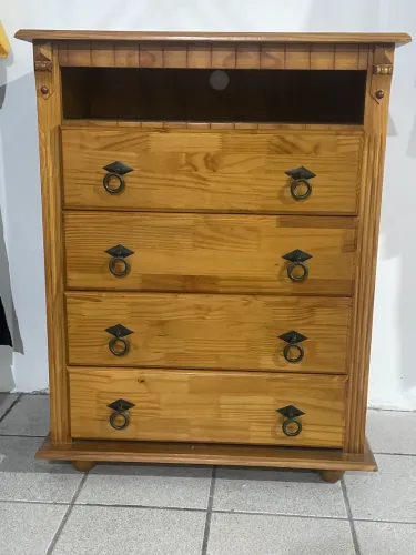 Cômoda de madeira 4 gavetas aparador TV bidê antigo