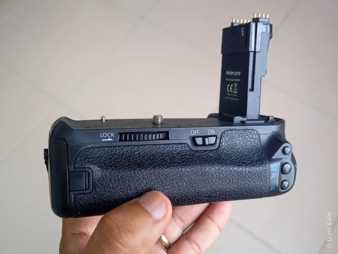 Grip Canon BG-E14