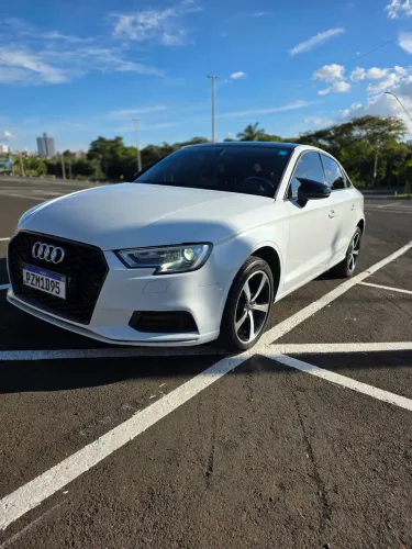Audi A3 Sedan 1.4 TFSI Flex Tiptronic 4P 2017