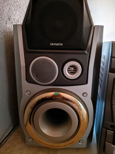 Caixas de som aiwa T 99