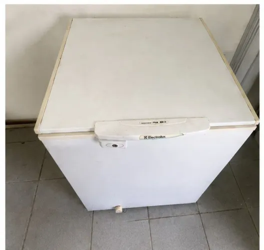 Vendo freezer 160 litros