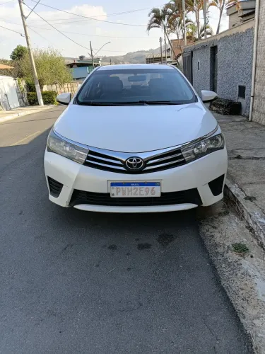 Toyota Corolla GLI 1.8 Flex 16V Aut. 2016