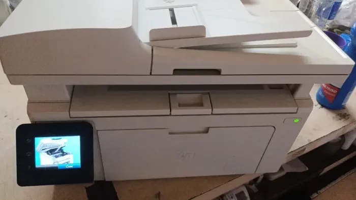 Impressora Multifuncional Monocromática Hp Laserjet Pro M132fw Cor Branco