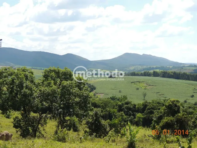 Sítio com 6 dormitórios à venda, 280000 m² por R$ 3.200.000,00 - Jardim São Benedito - Alp