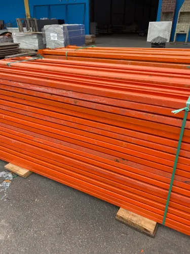 Longarina porta Pallets
