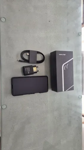 celular samsung galaxy z flip 7 256gb preto