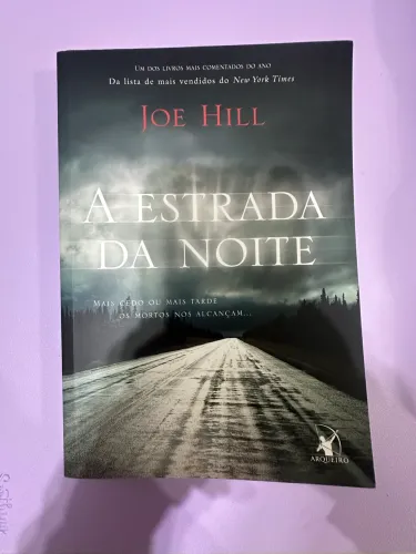 Livro A Estrada Da Noite Joe Hill Ed Arqueiro