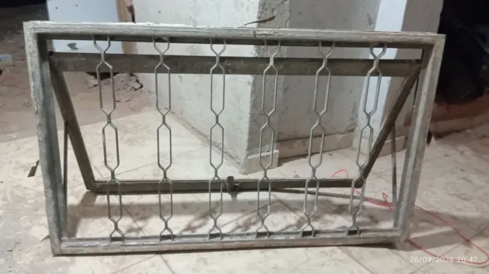Vendo janela basculante