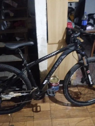 Bike K7 com freio a disco hidráulico