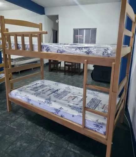 Beliche Madeira Mulateiro com 2 Colchão Ortobom R$ 1.199,00