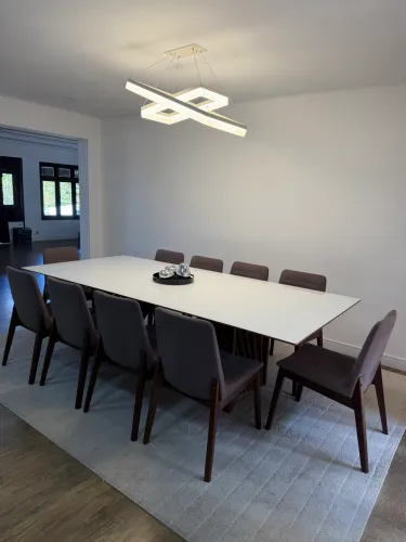 Mesa de jantar 2,60m por 1,20 com 10 cadeiras