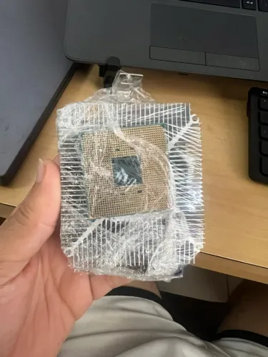 Processador Athlon 3000G com vídeo integrado Vega 3