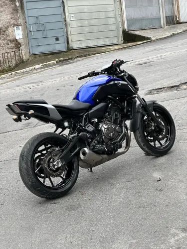MT07 2022. Apenas 18 mil km