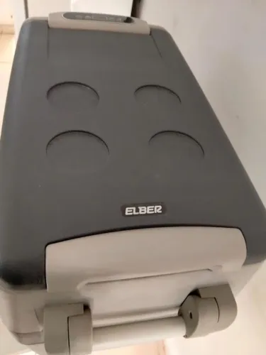 Geladeira portátil Elber 41 litros