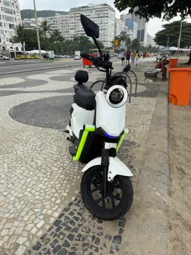 Vendo scooter Eletrica GT1 ( superior a Bee e lev )