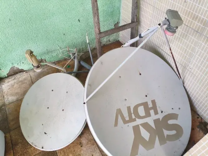 Kit 2 Antenas Parabólicas