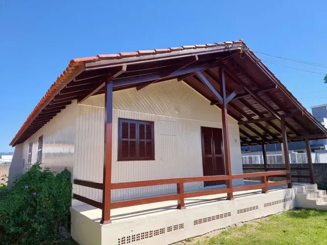 Imóvel para venda com 80 metros quadrados com 3 quartos em Oficinas - Tubarão - SC