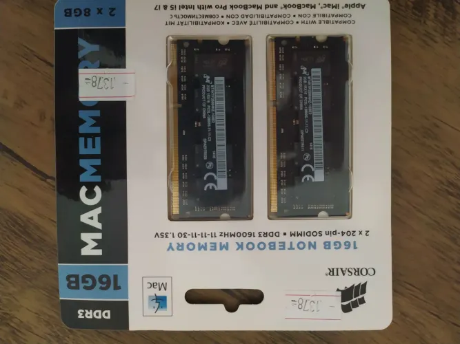 Memória de 16GB (dois pente de 8GB)