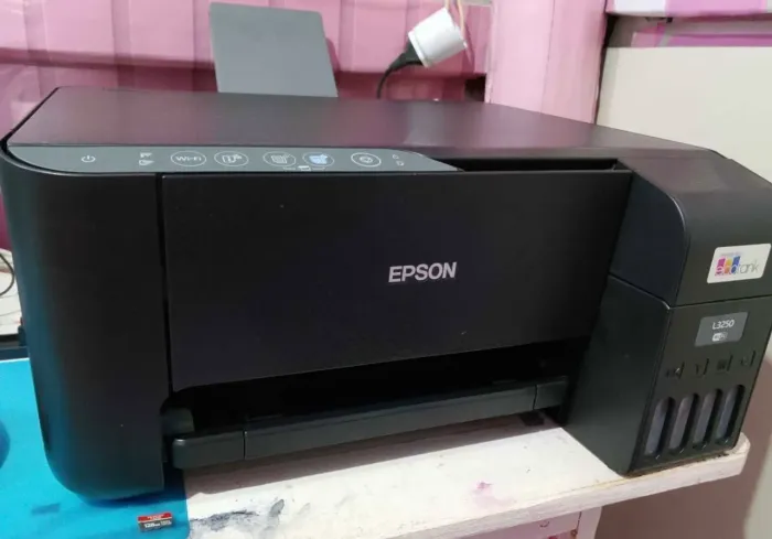 Vendo essa impressora funcionando tudo