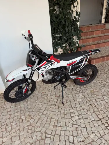 Moto MXF 125 off road infantil