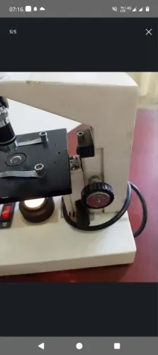 Microscópio 