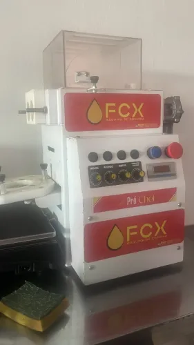 Máquina modeladora