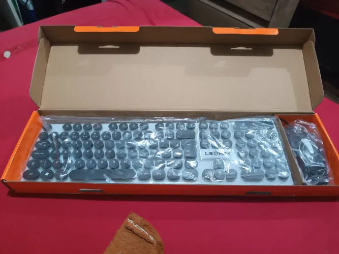 Teclado + Mouse