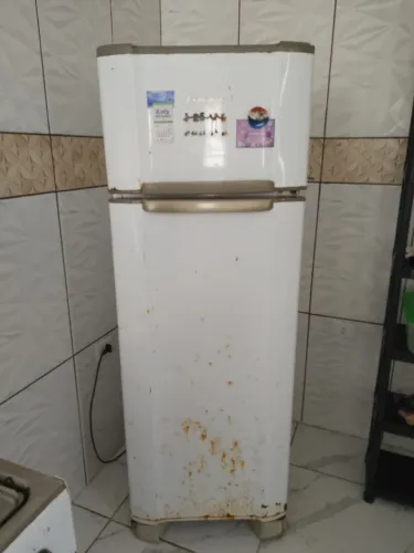 Geladeira conservada