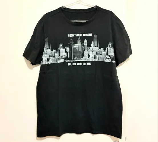 Camiseta preta estampada M