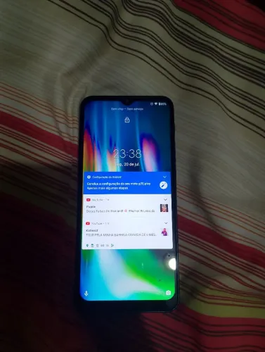 Motorola Moto G9 play com 64 GB. Celular smartphone.