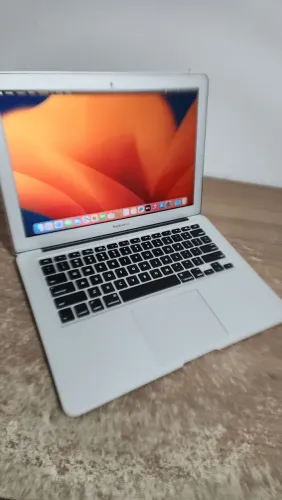 Macbook Air 13 2015 i5 Ventura A1466