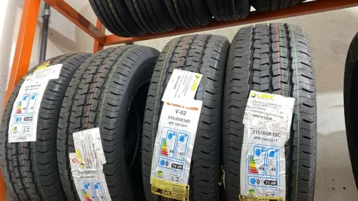 215/65-16 carga