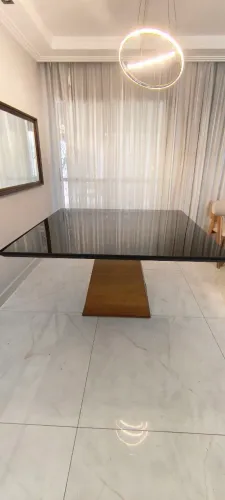 Mesa de jantar Laca preta e madeira maciça