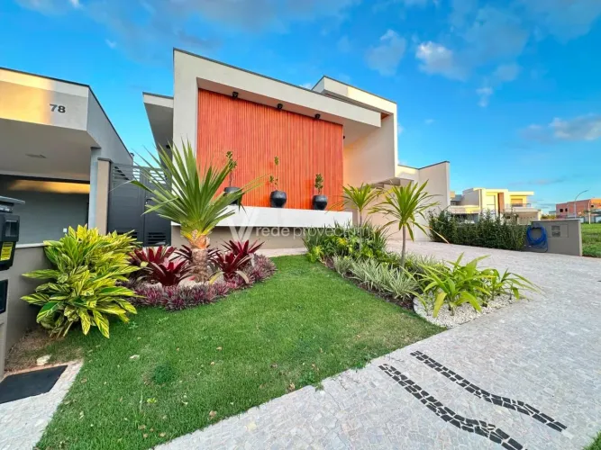 Casa térrea a venda no Condomínio Royal Garden na cidade de Paulinia.